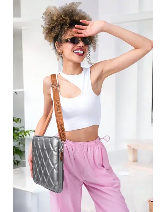 Kapitone Macbook Air Pro 13.3 & 14 İnç Gri Laptop Tablet Kılıfı