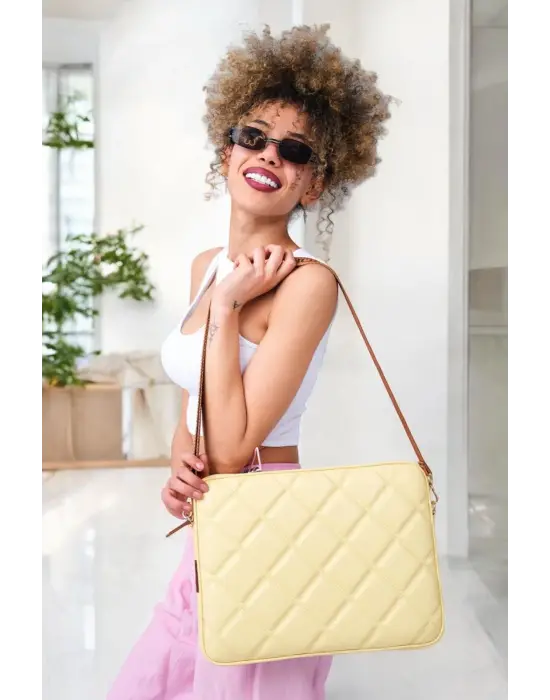 Kapitone Macbook Air Pro 13.3 & 14 İnç Sarı Laptop Tablet Kılıfı