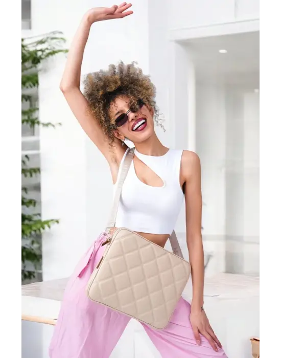 Kapitone Macbook Air Pro 13.3 & 14 İnç Bej Laptop Tablet Kılıfı