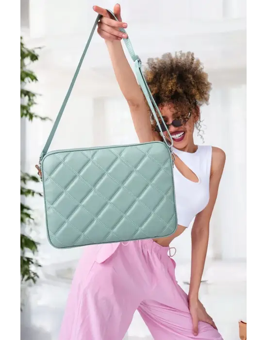 Kapitone Macbook Air Pro 13.3 & 14 İnç Su Yeşili Laptop Tablet Kılıfı