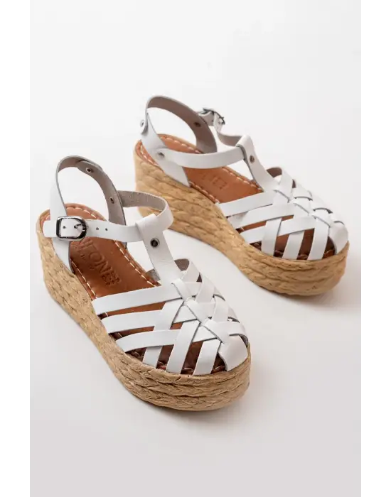 Beyaz Ortopedik Hakiki Deri Dolgu Kadın Sandalet