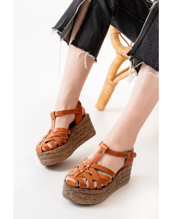 Taba Ortopedik Hakiki Deri Dolgu Kadın Sandalet