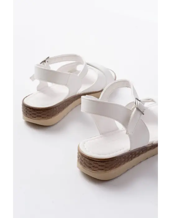 692-564 Beyaz Ortopedik Taban Çapraz Tokalı Kadın Sandalet