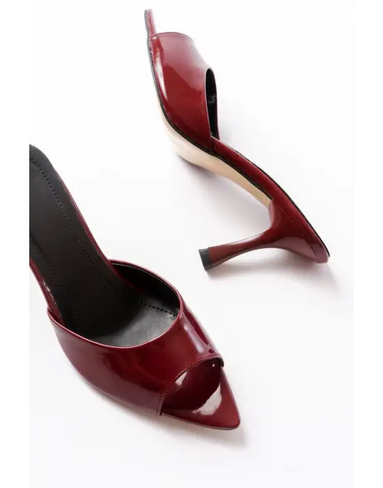 716 Bordo Rugan Sivri Burunlu Topuklu Kadın Terlik