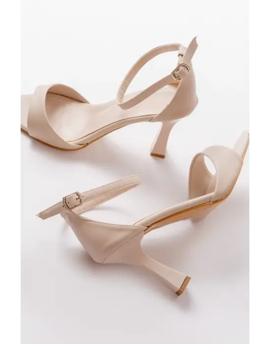 718 Bej Cilt Sivri Burunlu Topuklu Bilekten Bağlamalı Kadın Ayakkabı