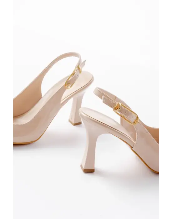 719 Bej Rugan Sivri Burunlu Toka Detaylı  Topuklu Kadın Ayakkabı