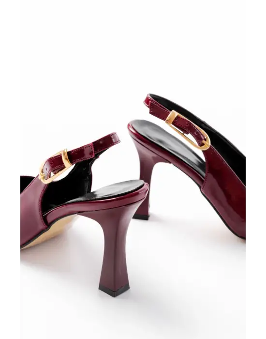 719 Bordo Rugan Sivri Burunlu Toka Detaylı  Topuklu Kadın Ayakkabı