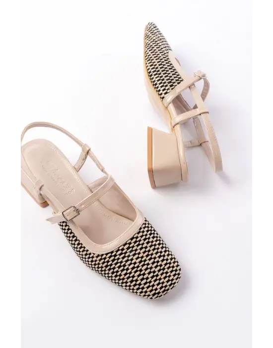 720 Bej Desenli Arkası Açık Günlük Kadın Sandalet