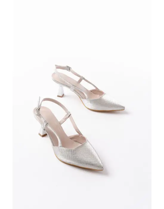 725 Gümüş Pul Desenli Sivri Burunlu  Topuklu Kadın Ayakkabı