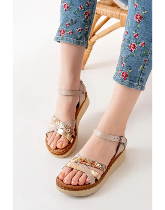 Bej Multi Ortopedik Hakiki Deri Dolgu Kadın Sandalet