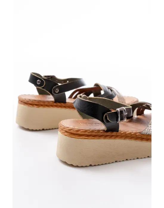 730-037 Siyah Ayna Hakiki Deri Ortopedik Taban Kadın Sandalet