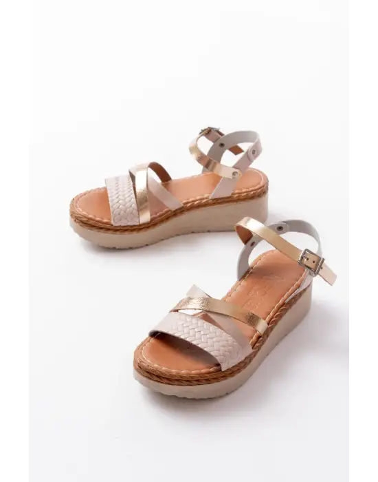 730-044 Bej Garni Ortopedik Örgü Desenli Hakiki Deri Dolgu Kadın Sandalet