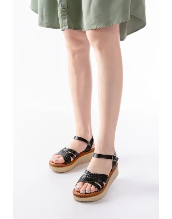 730-138 Siyah Örgü Hakiki Deri Ortopedik Taban Kadın Sandalet