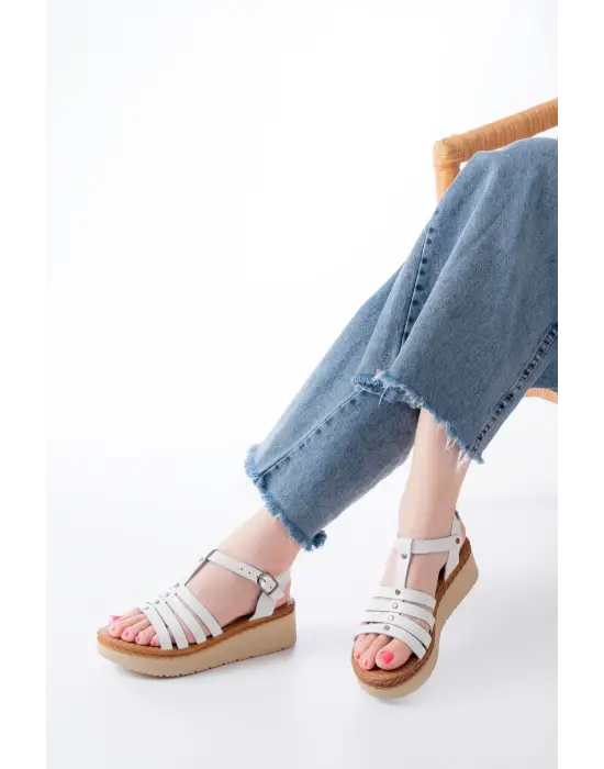 730-142 Beyaz Hakiki Deri Ortopedik Taban Kadın Sandalet