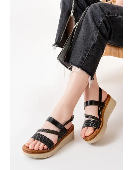 Siyah Ortopedik Hakiki Deri Dolgu Kadın Sandalet