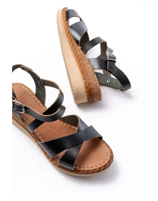 731-045 Siyah Çapraz Hakiki Deri Dolgu Topuklu Günlük Kadın Sandalet