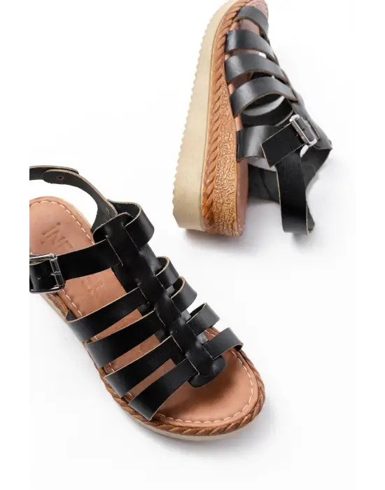 731-204 Siyah Hakiki Deri Dolgu Topuklu Günlük Kadın Sandalet