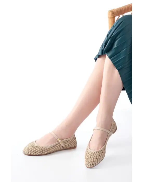 7432 Bej Fileli Toka Detaylı Günlük Kadın Babet