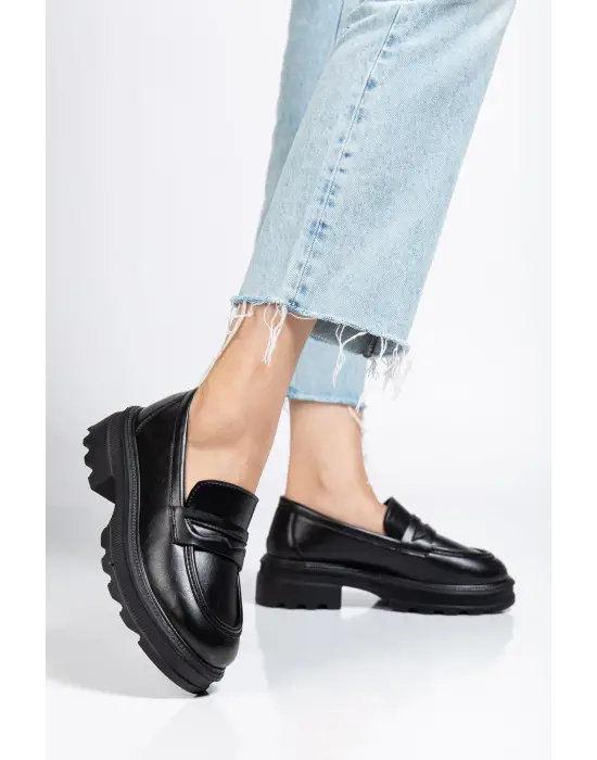746-759 Siyah Yanki Yüksek Tabanlı Loafer Ayakkabı