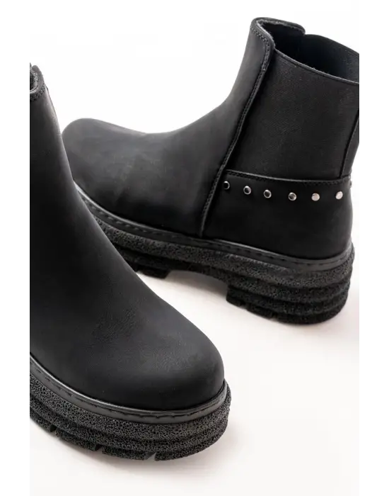 Siyah Süet Düz Topuklu Lastikli Günlük Kadın Bot