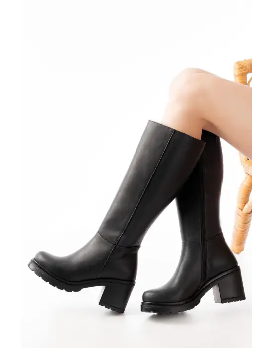 767-3013 Siyah Fermuarlı Günlük Kadın Çizme