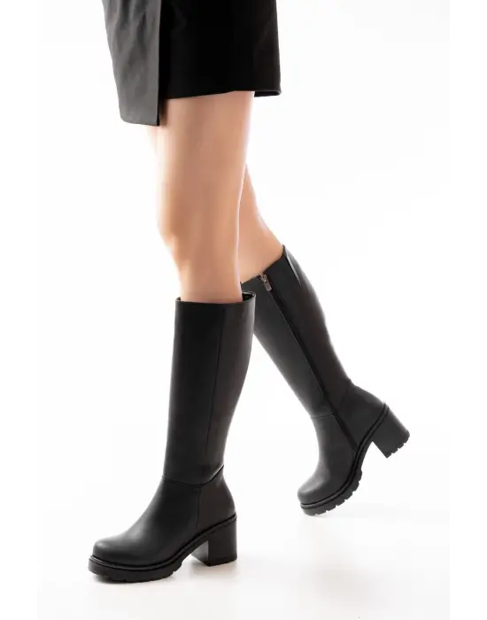 767-3013 Siyah Fermuarlı Günlük Kadın Çizme