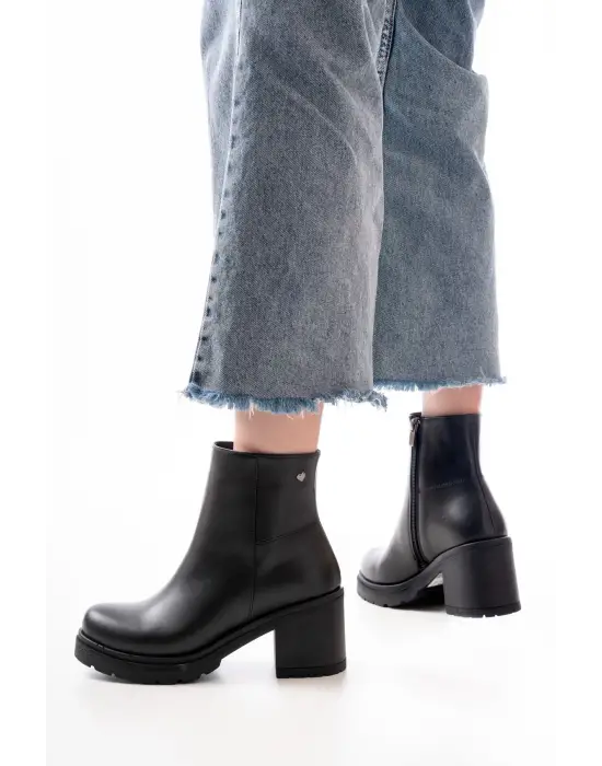 Siyah Fermuarlı Kalın Topuklu Günlük Kadın Bot