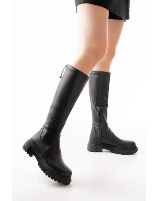 812-2291 Siyah Fermuarlı Günlük Kadın Çizme