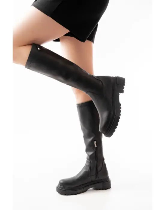 812-2291 Siyah Fermuarlı Günlük Kadın Çizme