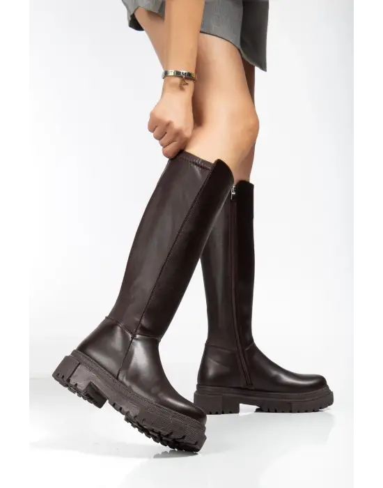 812-300 Kahverengi Fermuarlı Günlük Kadın Çizme