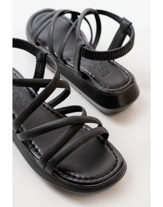 841-841 Siyah Lastikli Günlük Kadın Sandalet