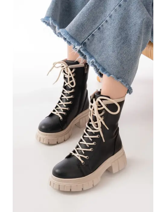 Siyah Bağcıklı Kalın Tabanlı Fermuarlı Günlük Kadın Bot