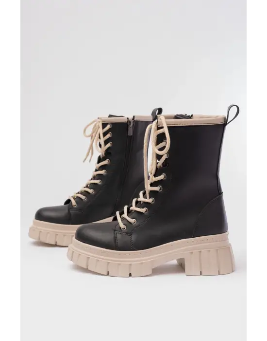 Siyah Bağcıklı Kalın Tabanlı Fermuarlı Günlük Kadın Bot