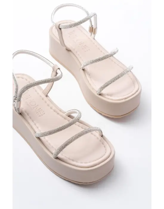 861-1008 Bej Gümüş Taşlı Dolgu Topuklu Kadın Sandalet