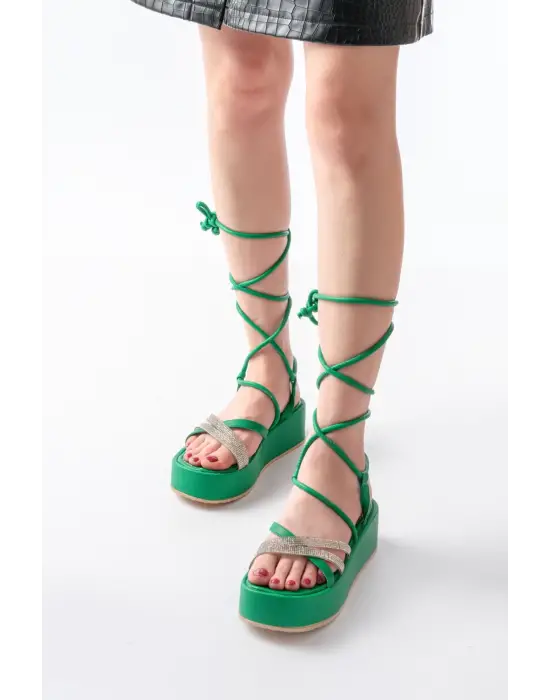 861-1010 Çimen Yeşili Gümüş Taşlı Bilekten Bağlamalı Kadın Sandalet