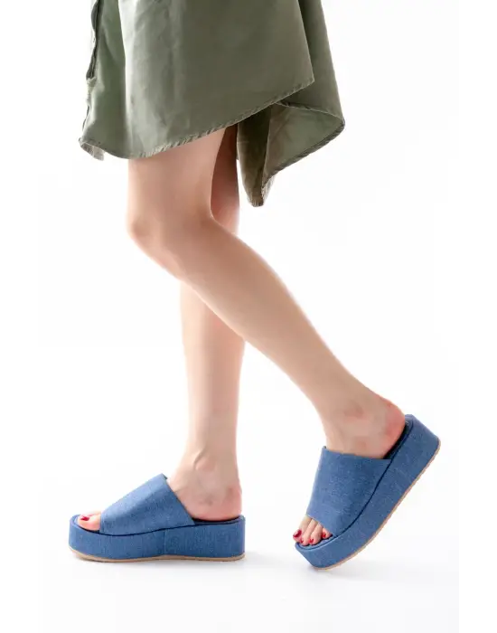 861-1011 Açık Kot Geniş Bantlı Dolgu Kadın Terlik