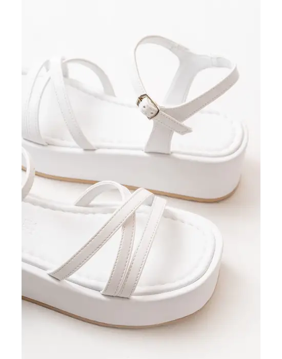Beyaz Dolgu Kadın Sandalet