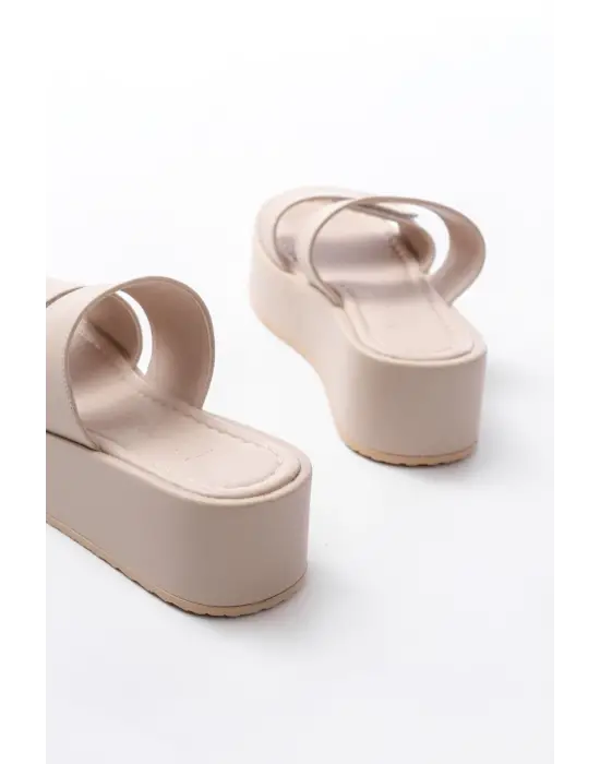 861-1034 Bej  Çıtçıtlı Dolgu Topuk Kadın Terlik