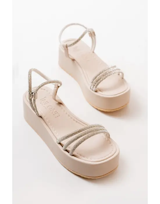 Bej Taşlı Dolgu Kadın Sandalet