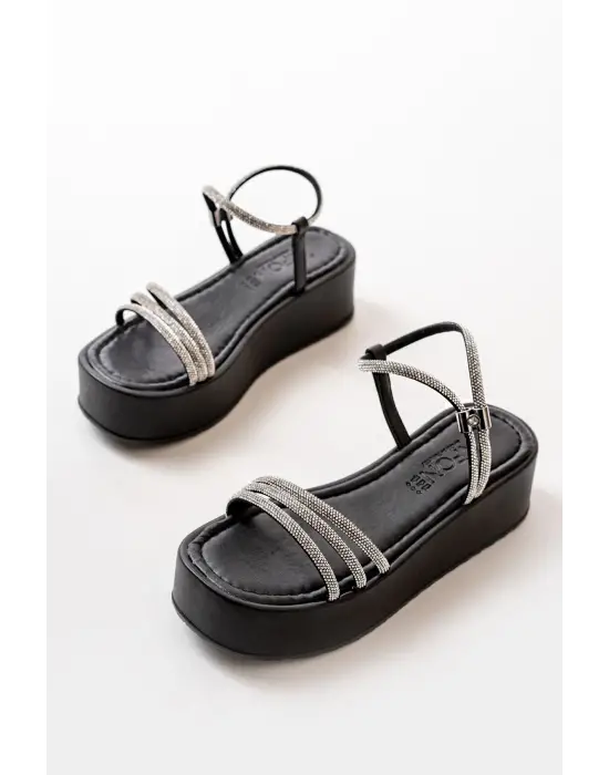 Siyah Günlük Gümüş Taşlı Dolgu Kadın Sandalet