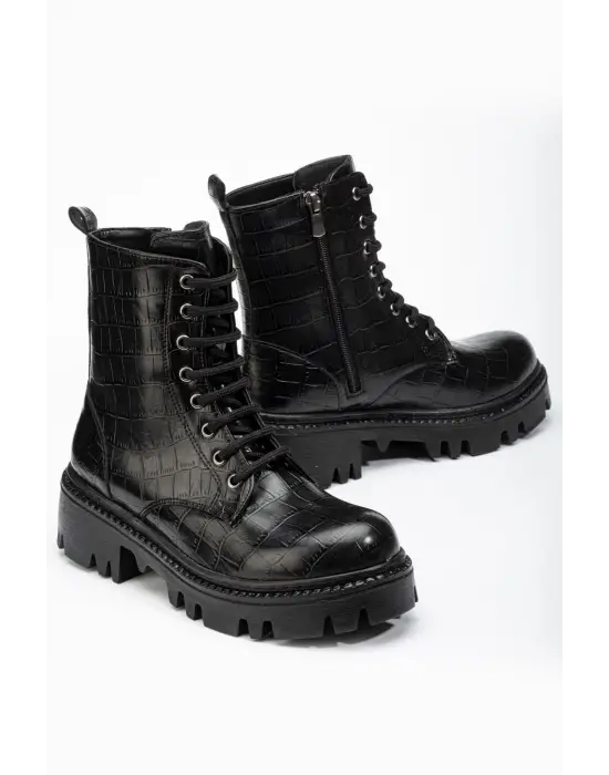 Siyah Kroko Bağcıklı Fermuarlı Günlük Kadın Bot