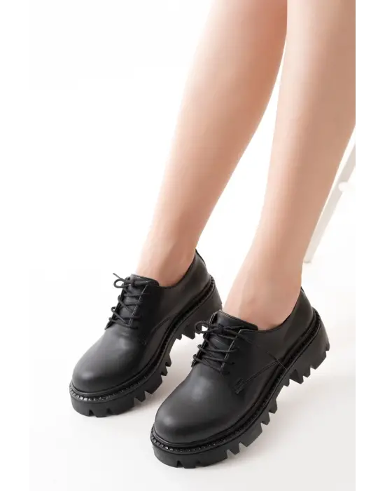 Siyah Bağcıklı Günlük Yüksek Tabanlı Loafer Ayakkabı