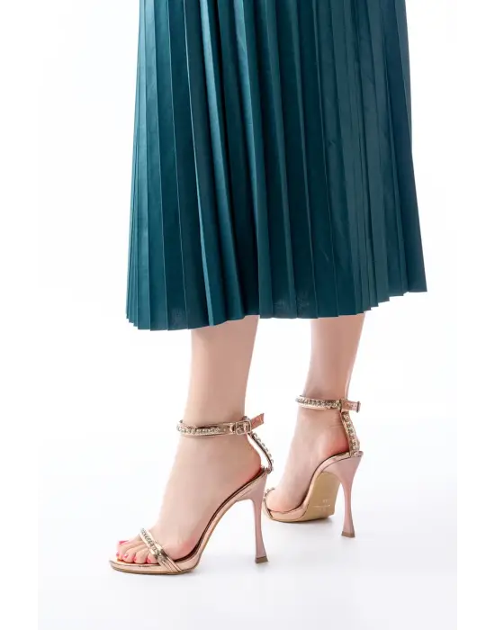 Rose Taş Aksesuarlı Platformlu Topuklu Kadın Terlik