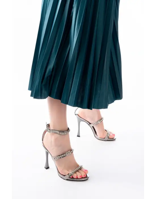 Platin Taşlı Platformlu Topuklu Kadın Ayakkabı