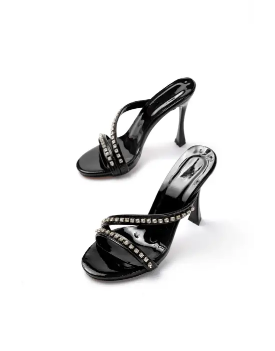 Kadın Siyah Gümüş Taşlı Platformlu Topuklu Terlik