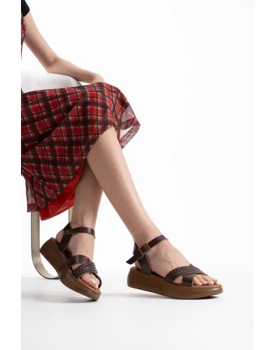 Acı Kahve Hakiki Deri Sandalet TR31MY58K