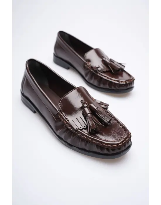 Acı Kahve Rugan Püsküllü Kadın Loafer Ayakkabı TR88MS01B