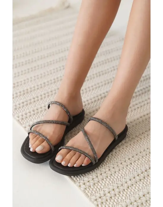 Alba Siyah Kadın Taşlı Terlik