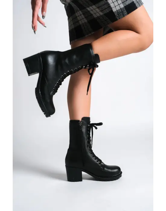Alda Bağcıklı Ortopedik Taban Kadın Çizme St - Siyah