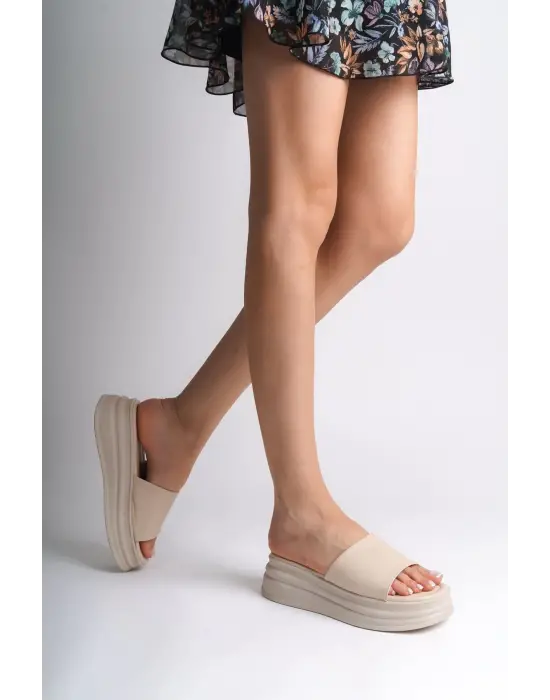 Alıce Düz Topuklu Kalın Ve Ortopedik Taban Kadın Terlik Kt - Krem